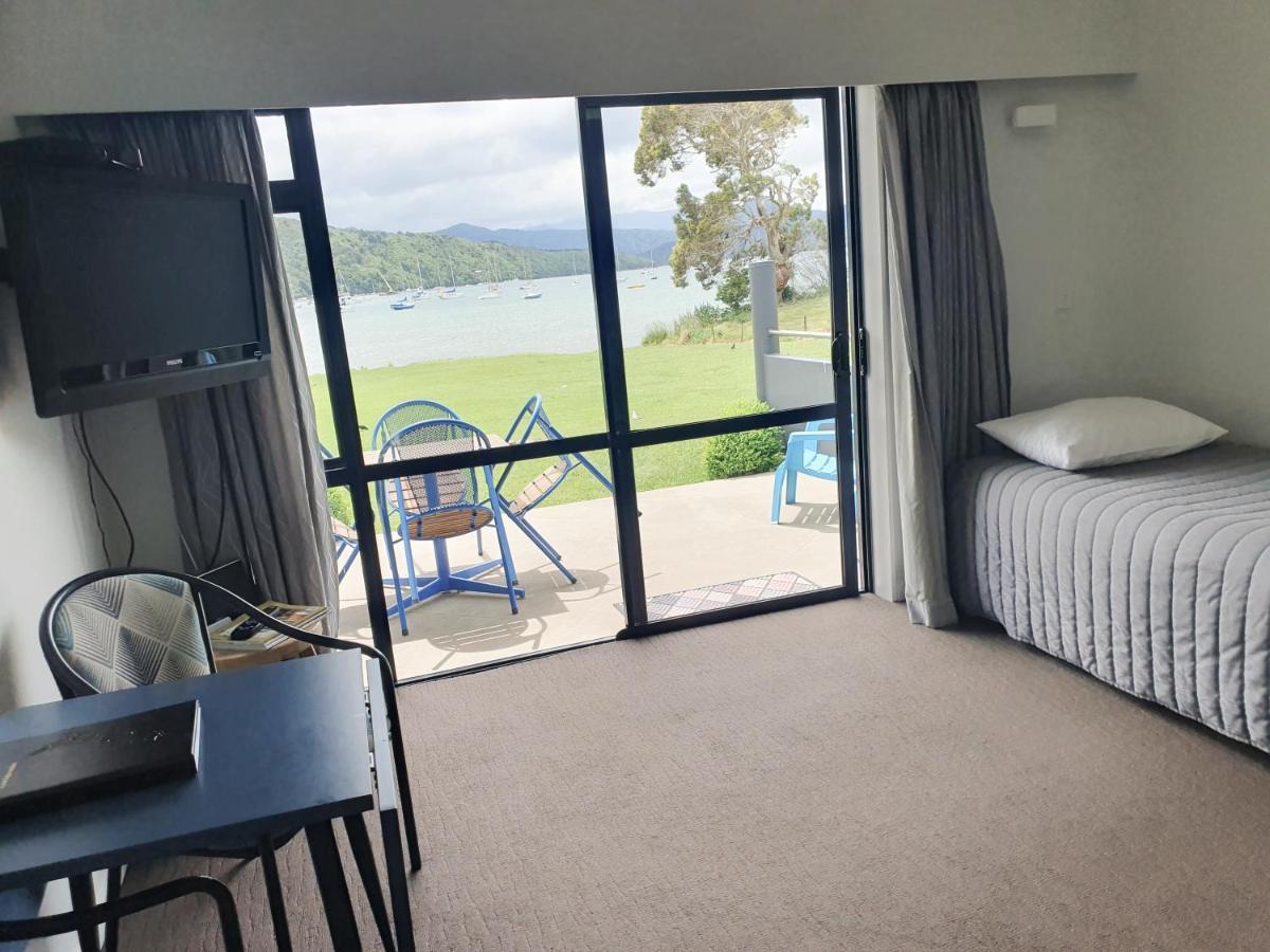 Bay Vista Waterfront Motel Picton Ngoại thất bức ảnh