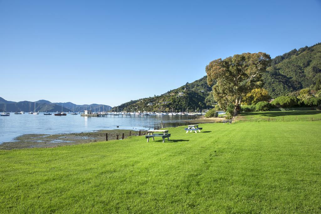 Bay Vista Waterfront Motel Picton Ngoại thất bức ảnh